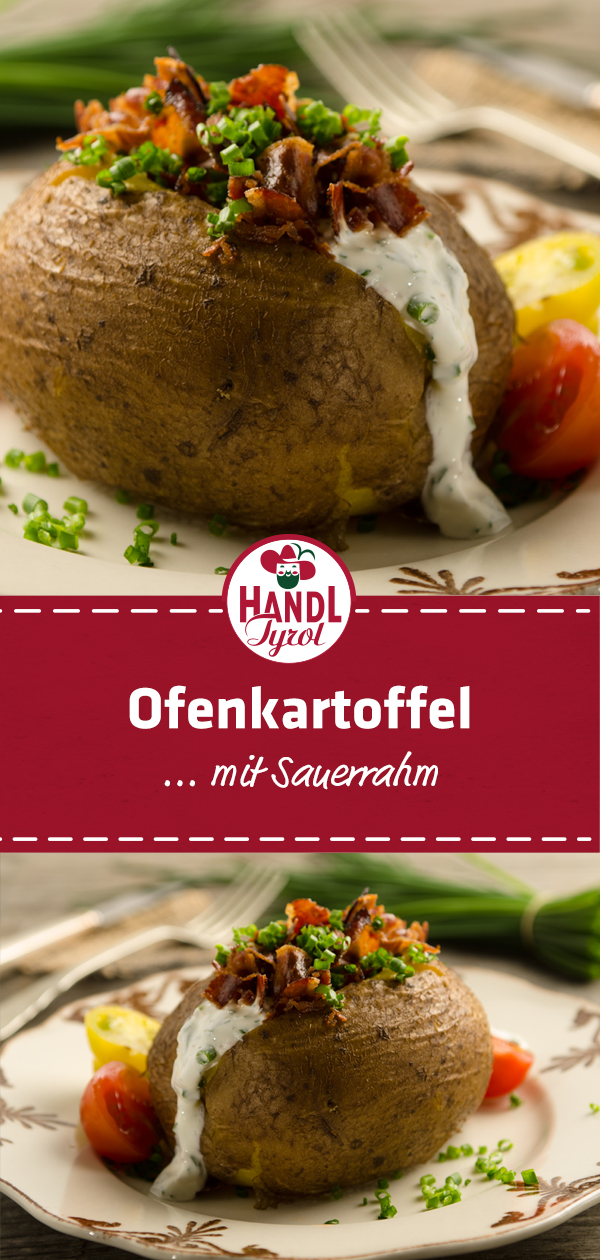 Kartoffel in Der Folie Liegt Auf Spachtel Vor Dem Kamin Stockfoto - Bild  von kochen, flamme: 209256472